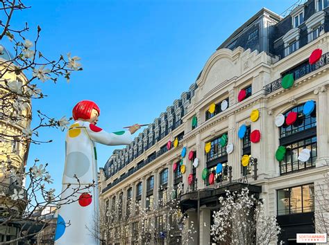 louis vuitton statue price|The gigantic Yayoi Kusama in front of the Louis .